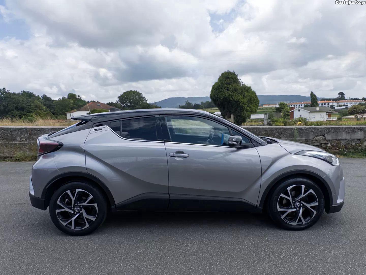 Toyota C-HR 1.8 hsd lounge — fotografia 18