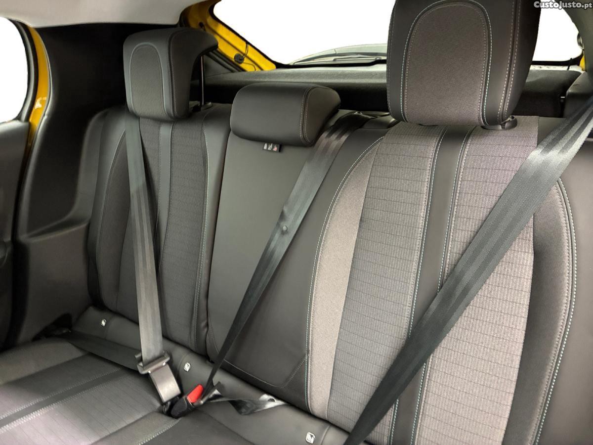 Peugeot 208 50 kWh Style — fotografia 4