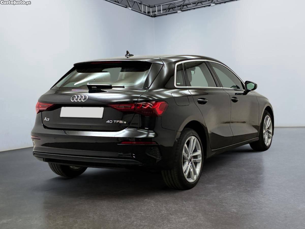 Audi A3 Sportback 40 TFSIe S Tronic Business Executive — fotografia 10