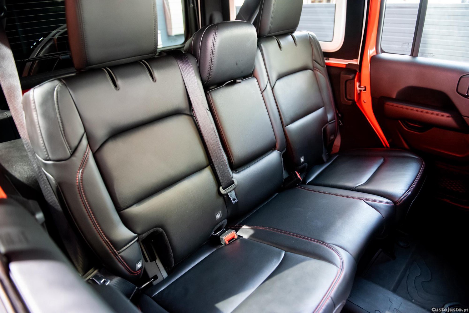 Jeep Wrangler Unlimited 2.0 T-GDI DUALTOP AWD Auto Rubicon — fotografia 8