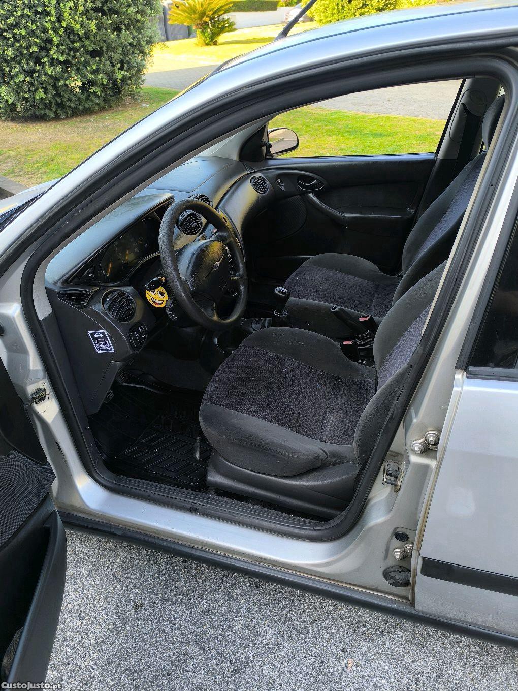 Ford Focus 1.4 — fotografia 3