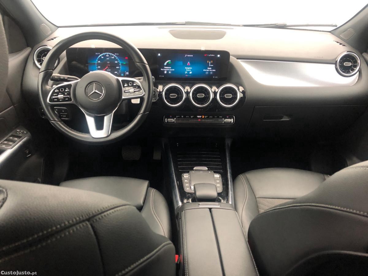 Mercedes-Benz GLA 200 Progressive — fotografia 5
