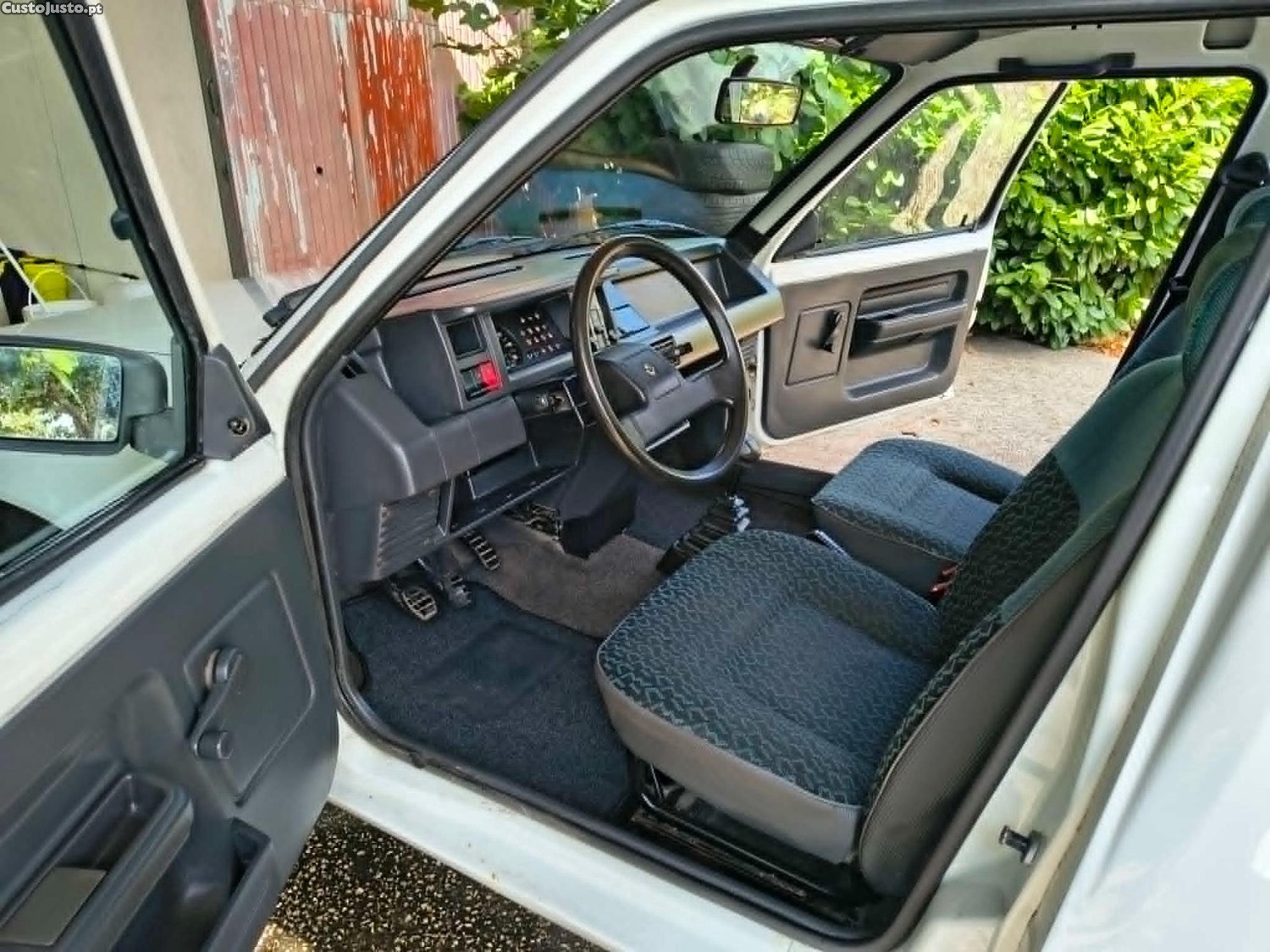 Renault Express 1.2 gasolina — fotografia 10