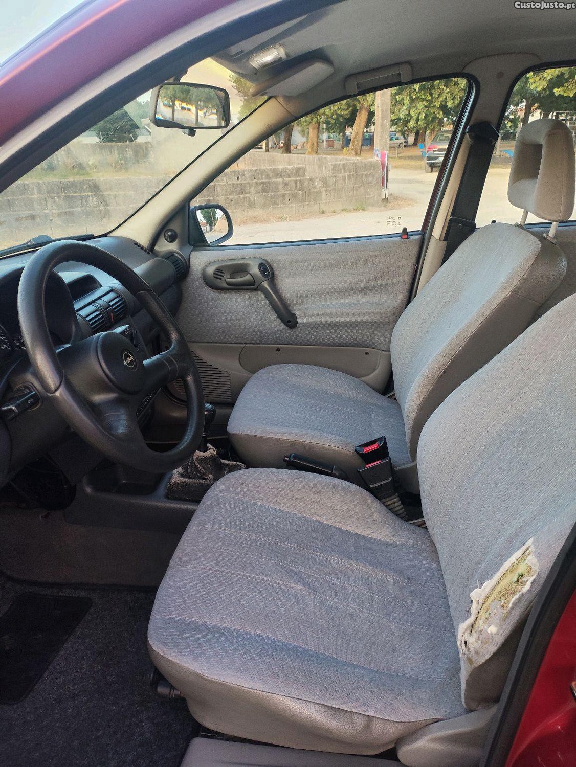 Opel Corsa B — fotografia 7