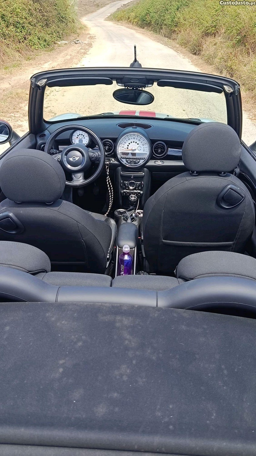 MINI Cabrio Cooper D — fotografia 11