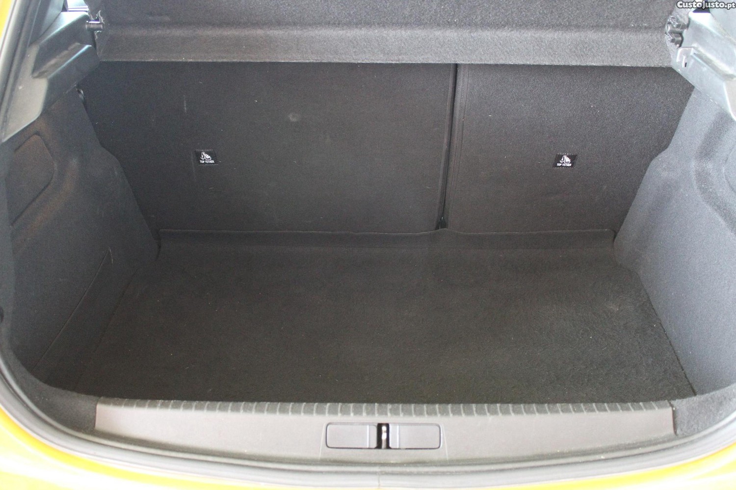 Peugeot 208 1.2 PureTech Active Pack — fotografia 4