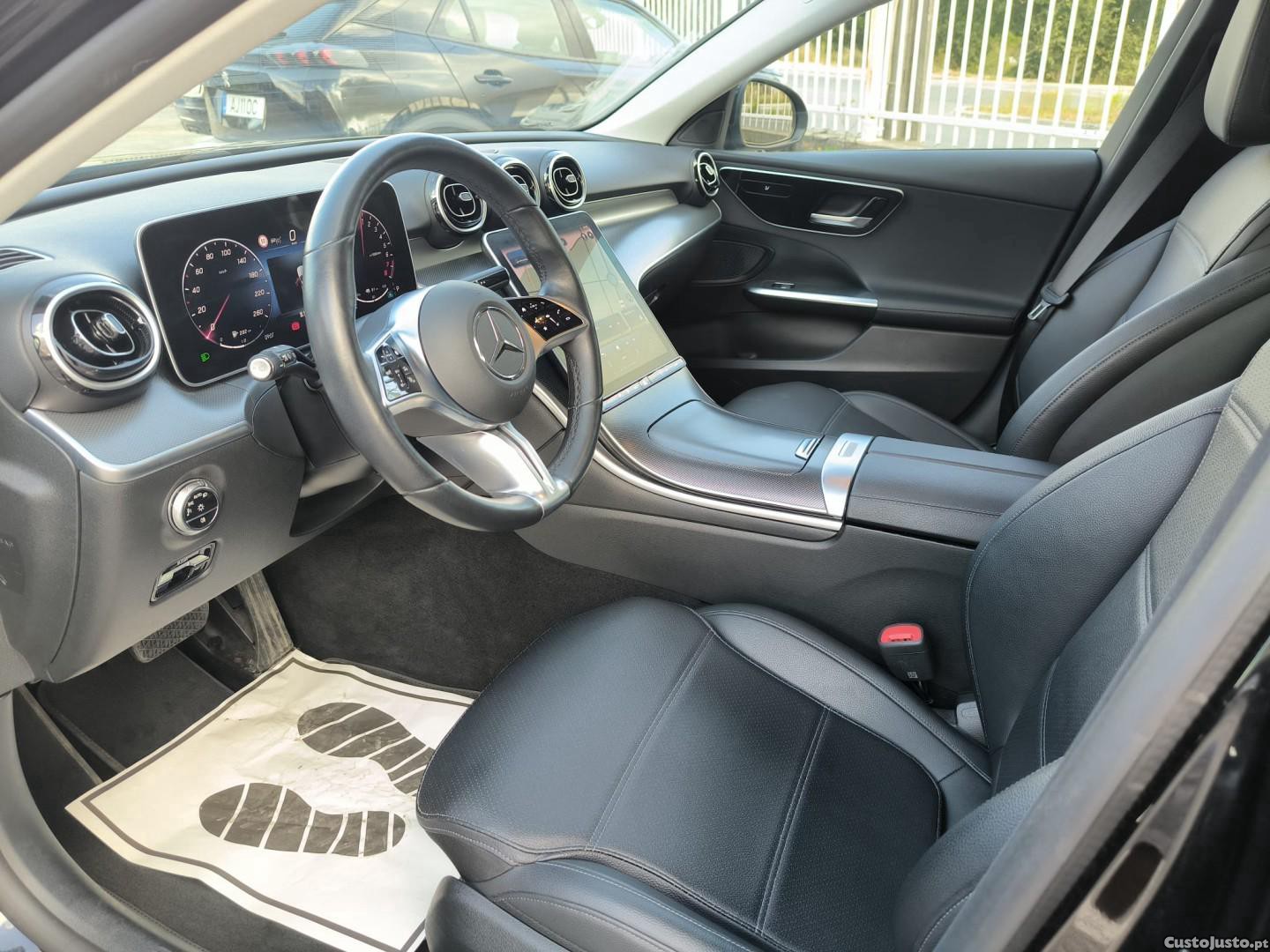 Mercedes-Benz C 300 e T 9G-TRONIC Avantgarde — fotografia 7
