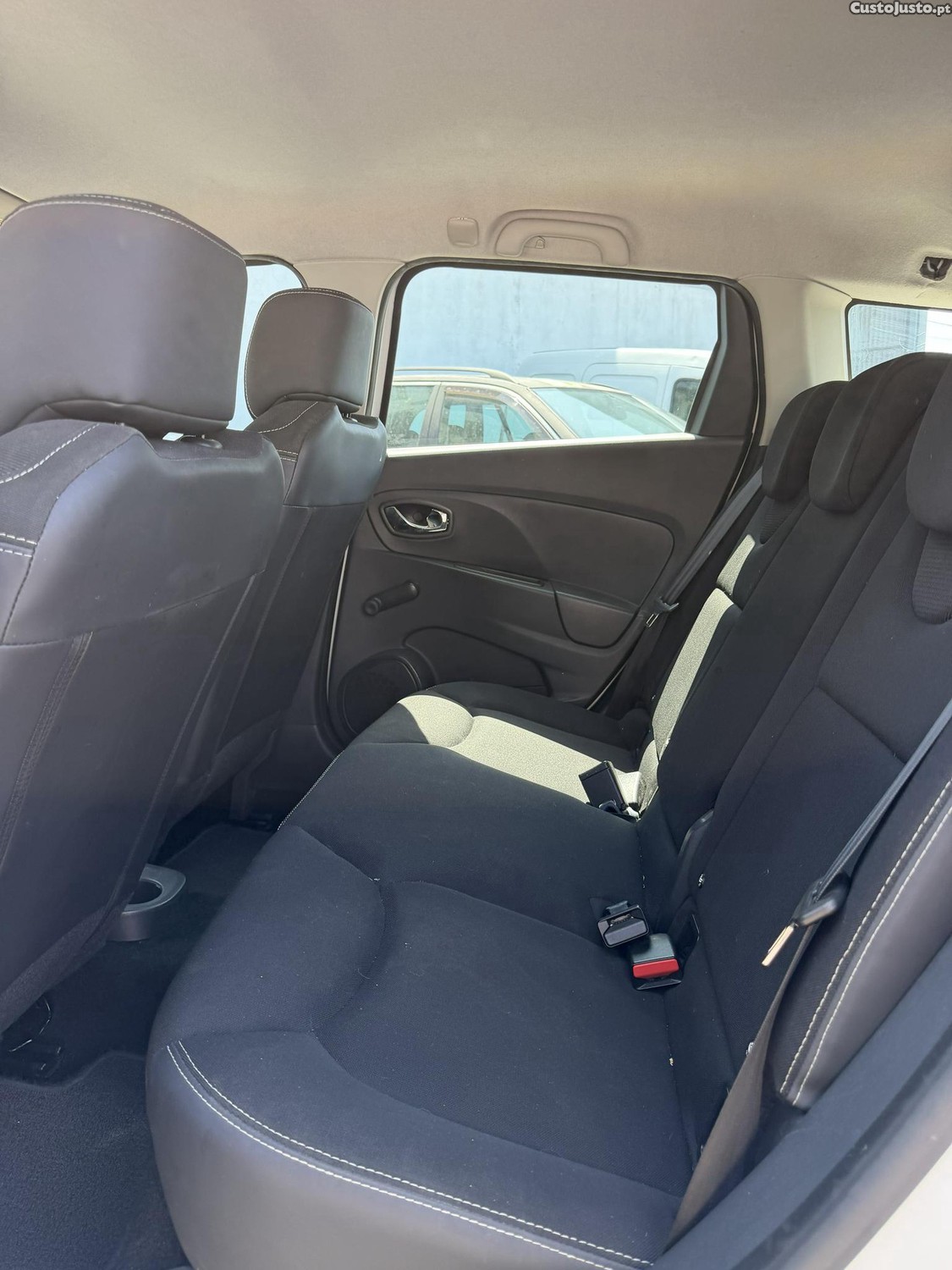 Renault Clio 1.5DCi 90CV — fotografia 5