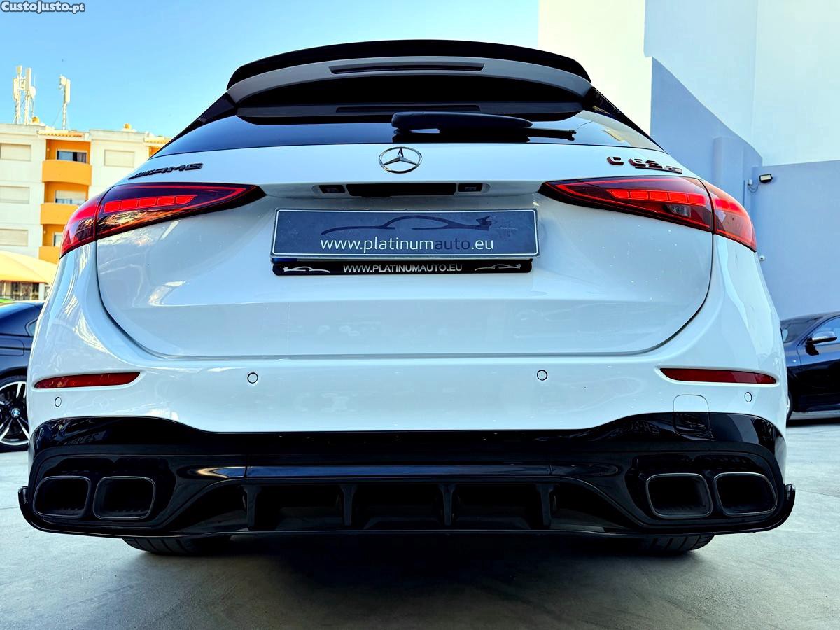 Mercedes-Benz C 63 AMG S — fotografia 4