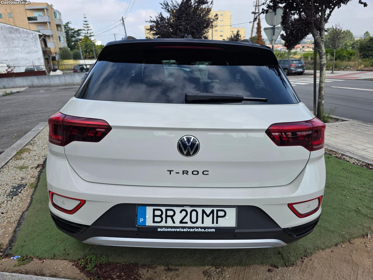 Volkswagen T-Roc 1.0 TSI Black Style — fotografia 3