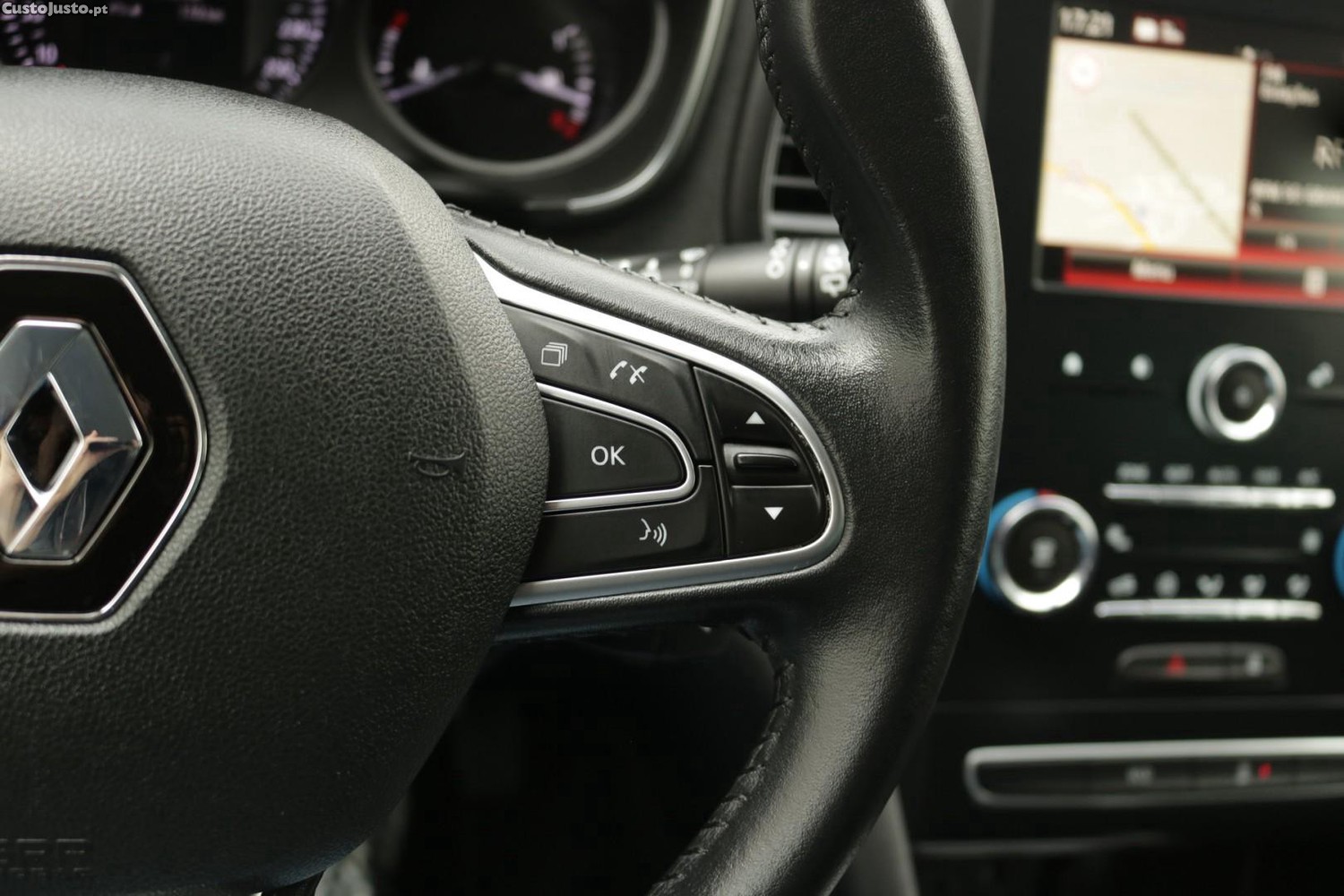 Renault Mégane Sport Tourer 1.5 Blue DCI Limited 115cv — fotografia 30
