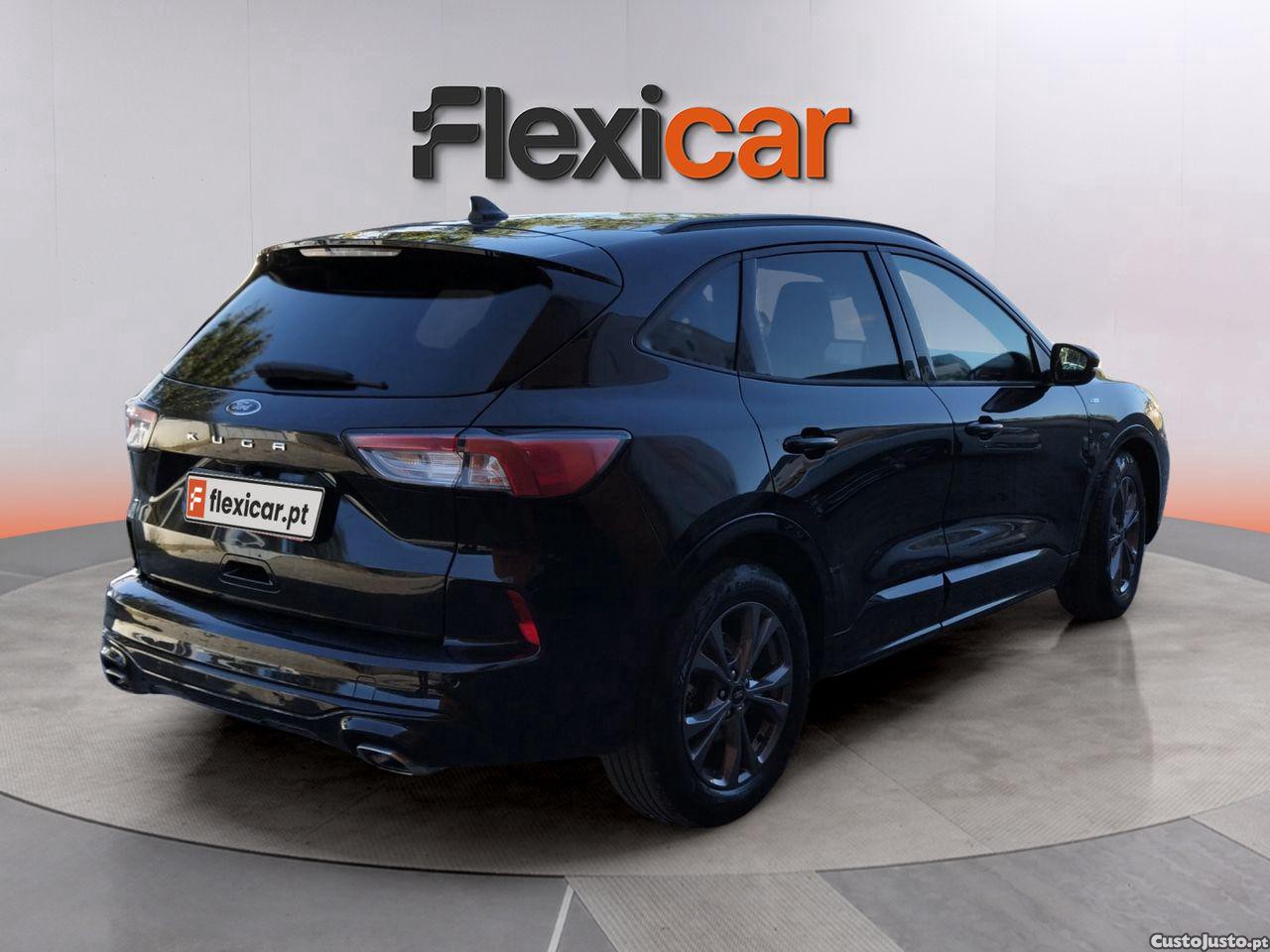 Ford Kuga 1.5 TDCi EcoBlue ST-Line — fotografia 11