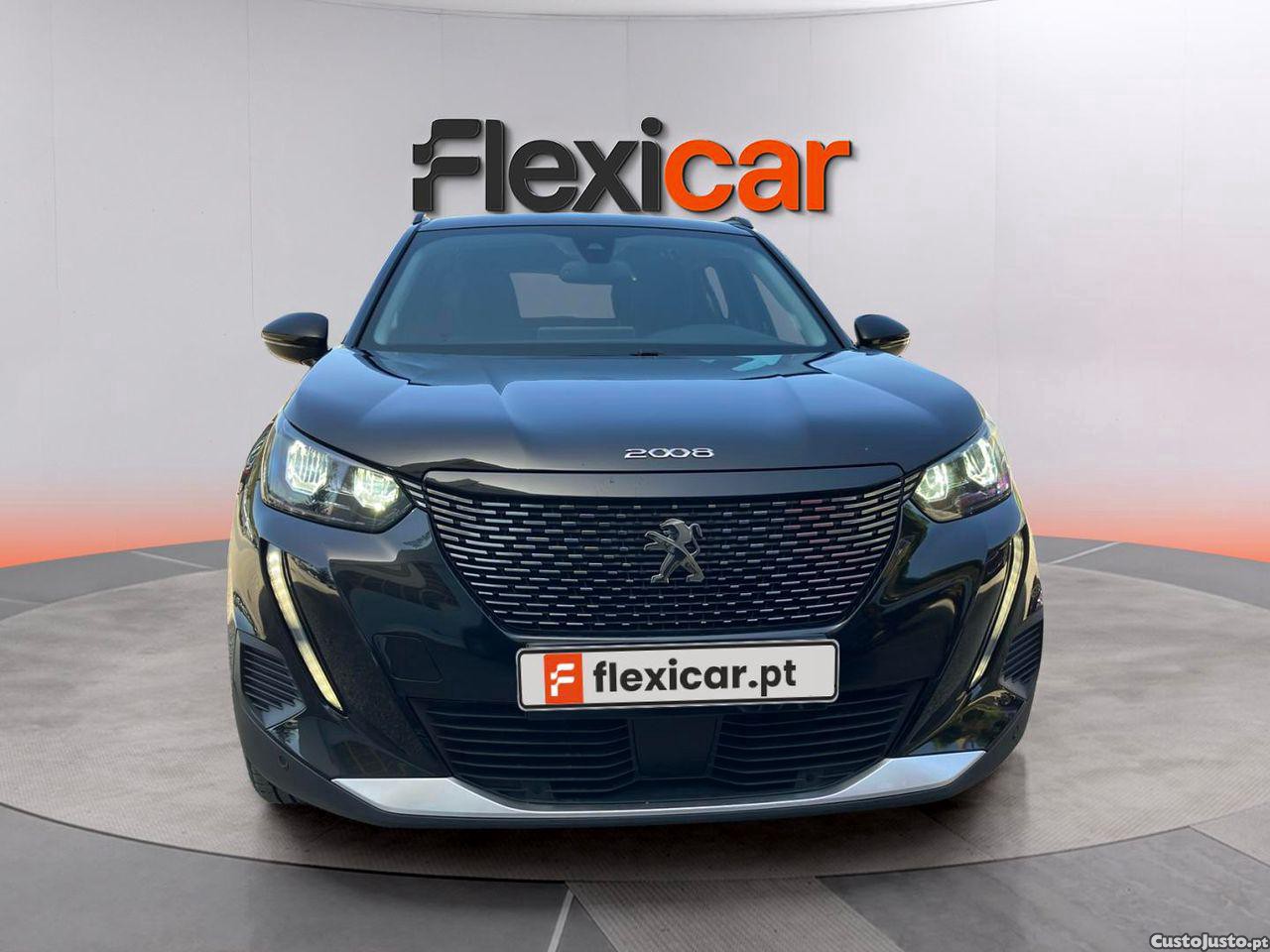 Peugeot 2008 1.5 BlueHDi Allure EAT8 — fotografia 18