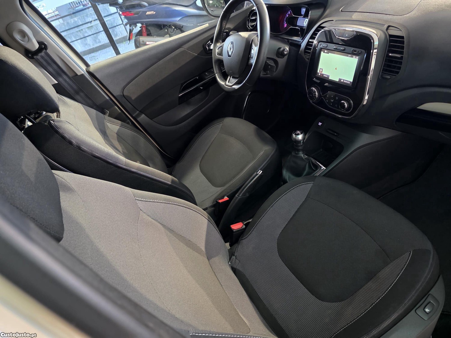 Renault Captur Exclusive — fotografia 5