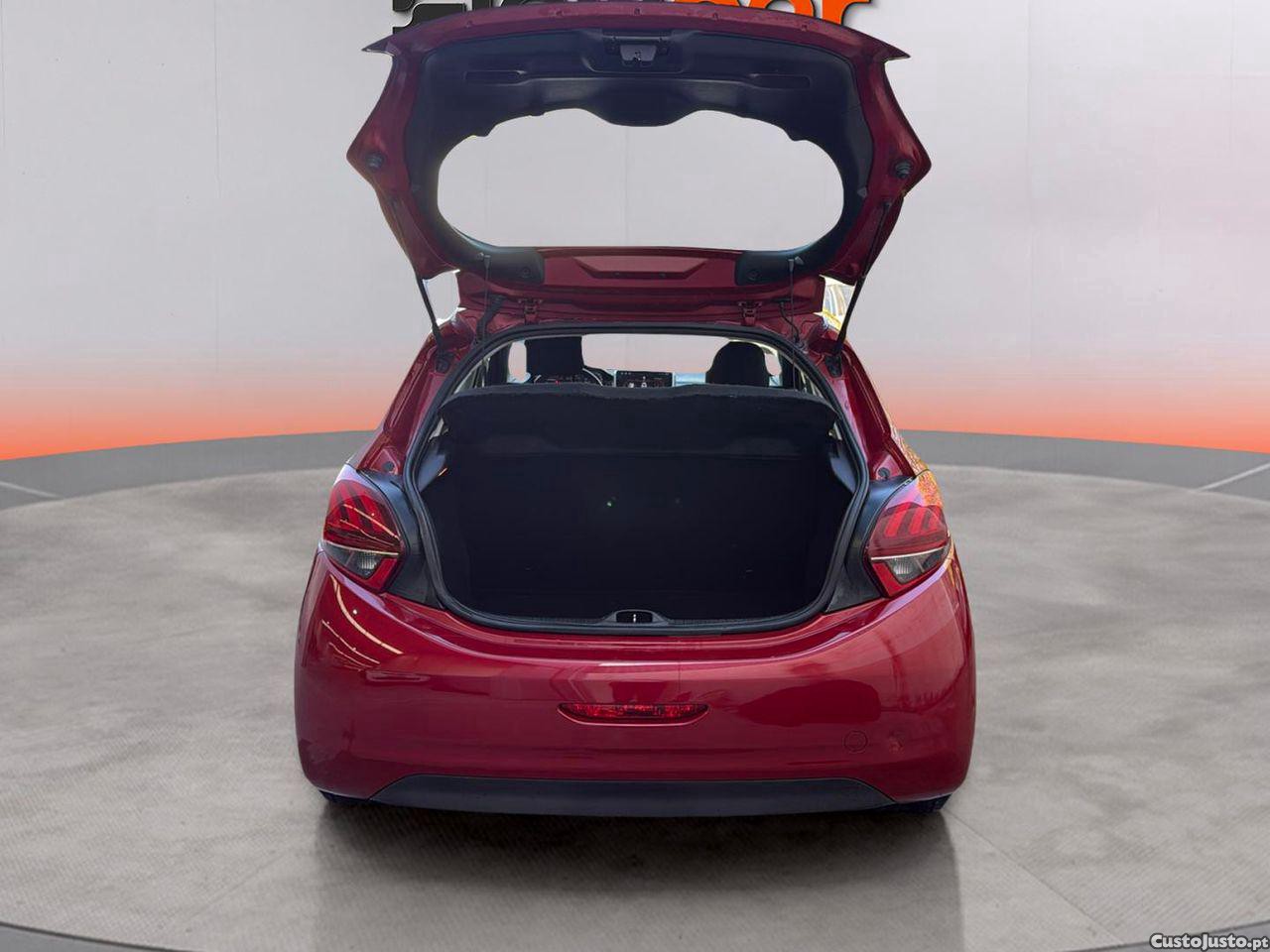 Peugeot 208 1.2 PureTech Style — fotografia 2