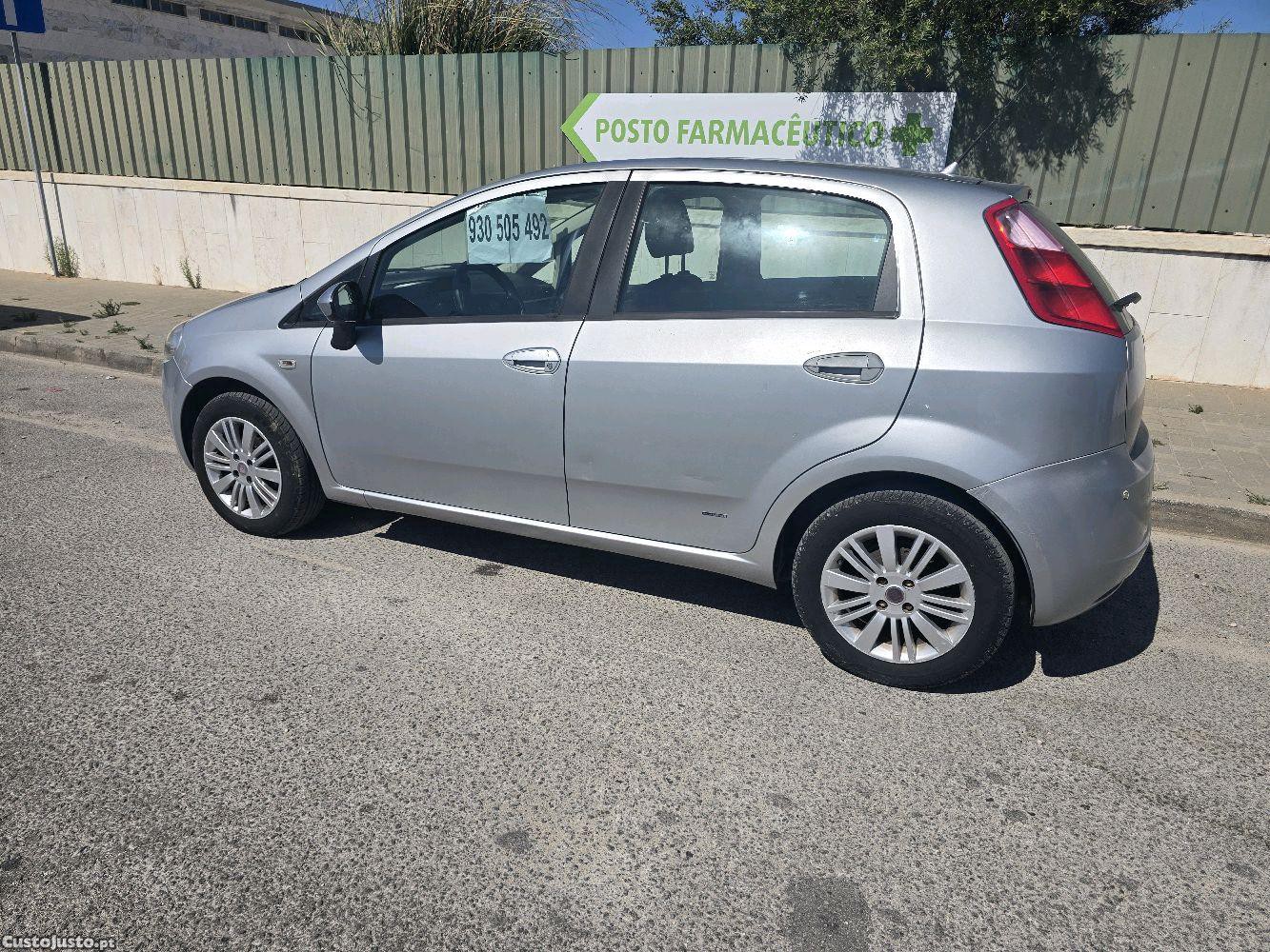 Fiat Grande Punto Cinco portas — fotografia 7