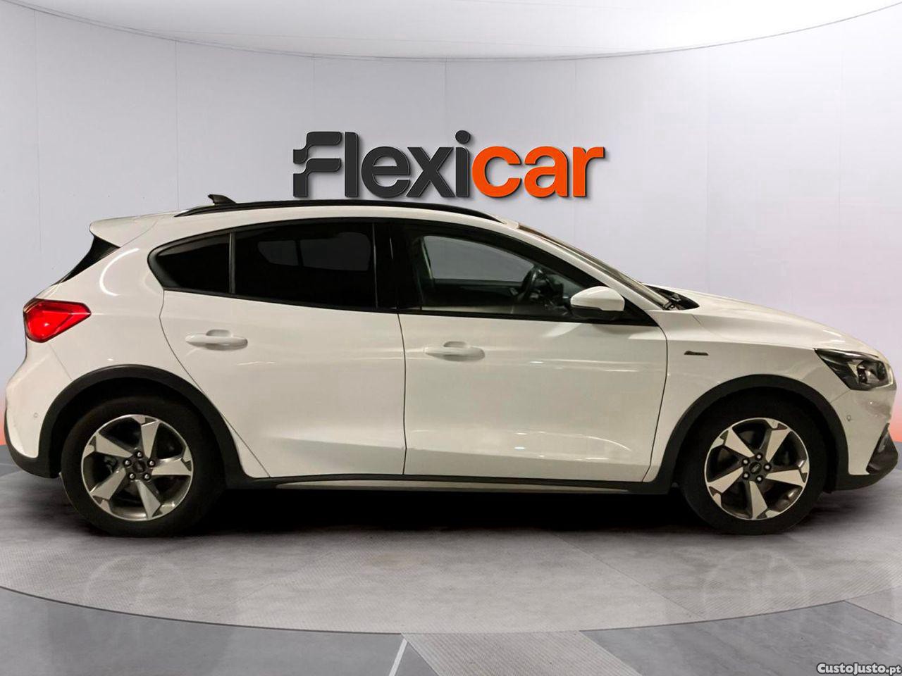 Ford Focus 1.0 EcoBoost Active X Aut. — fotografia 21