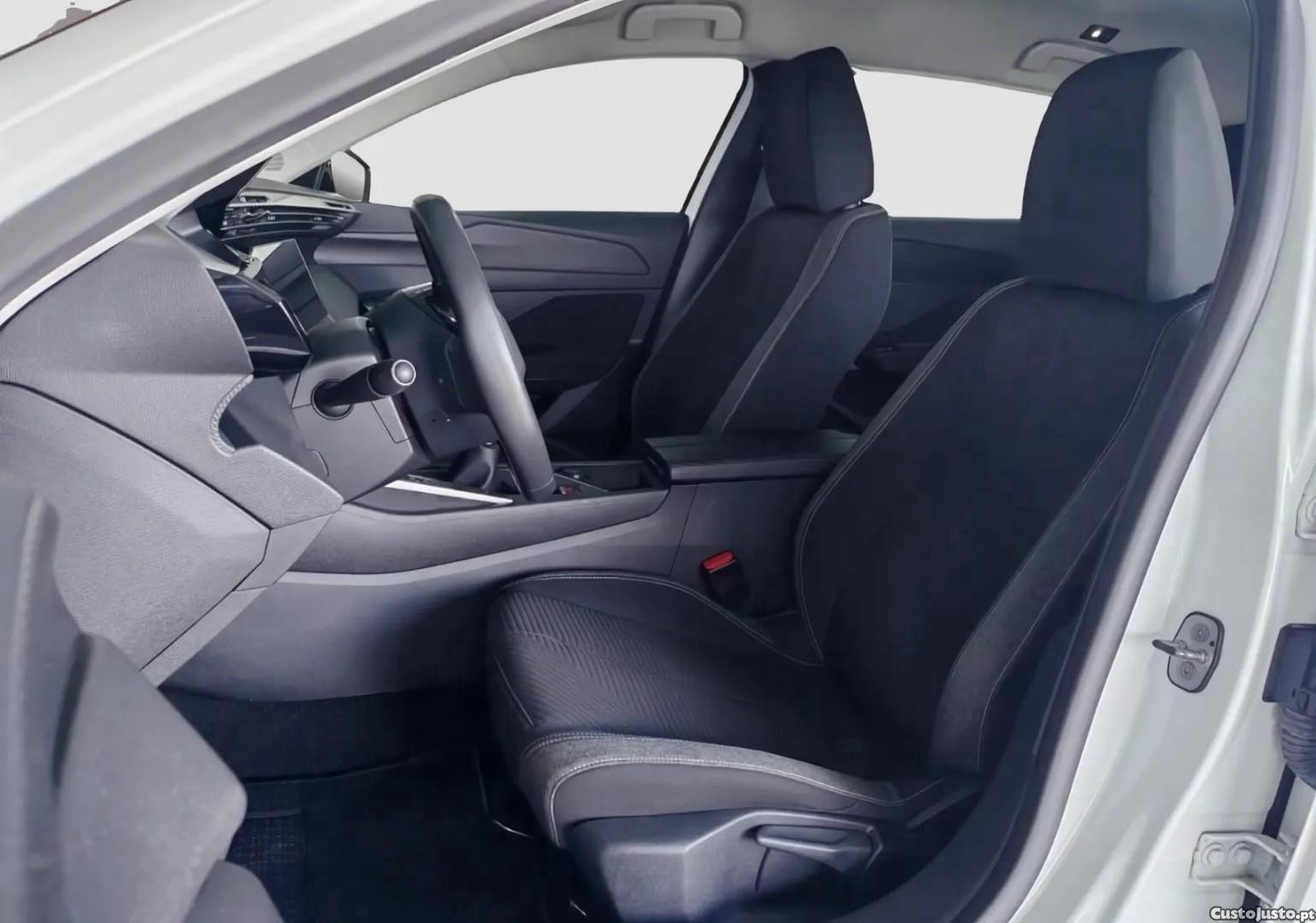 Peugeot 308 1.2 PureTech Active Pack — fotografia 3