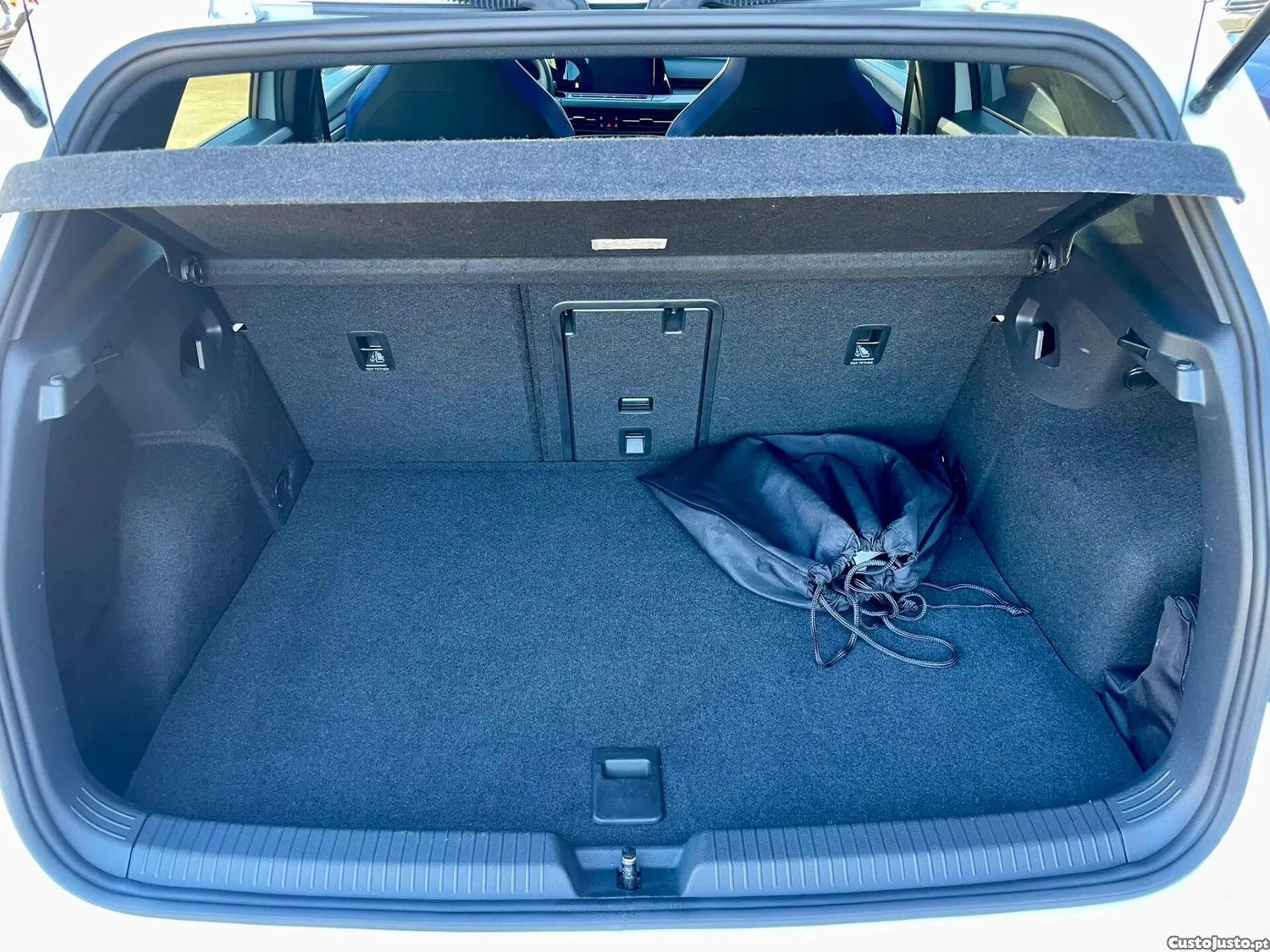 Volkswagen Golf 1.4 GTE Plug-in-Hybrid DSG — fotografia 4