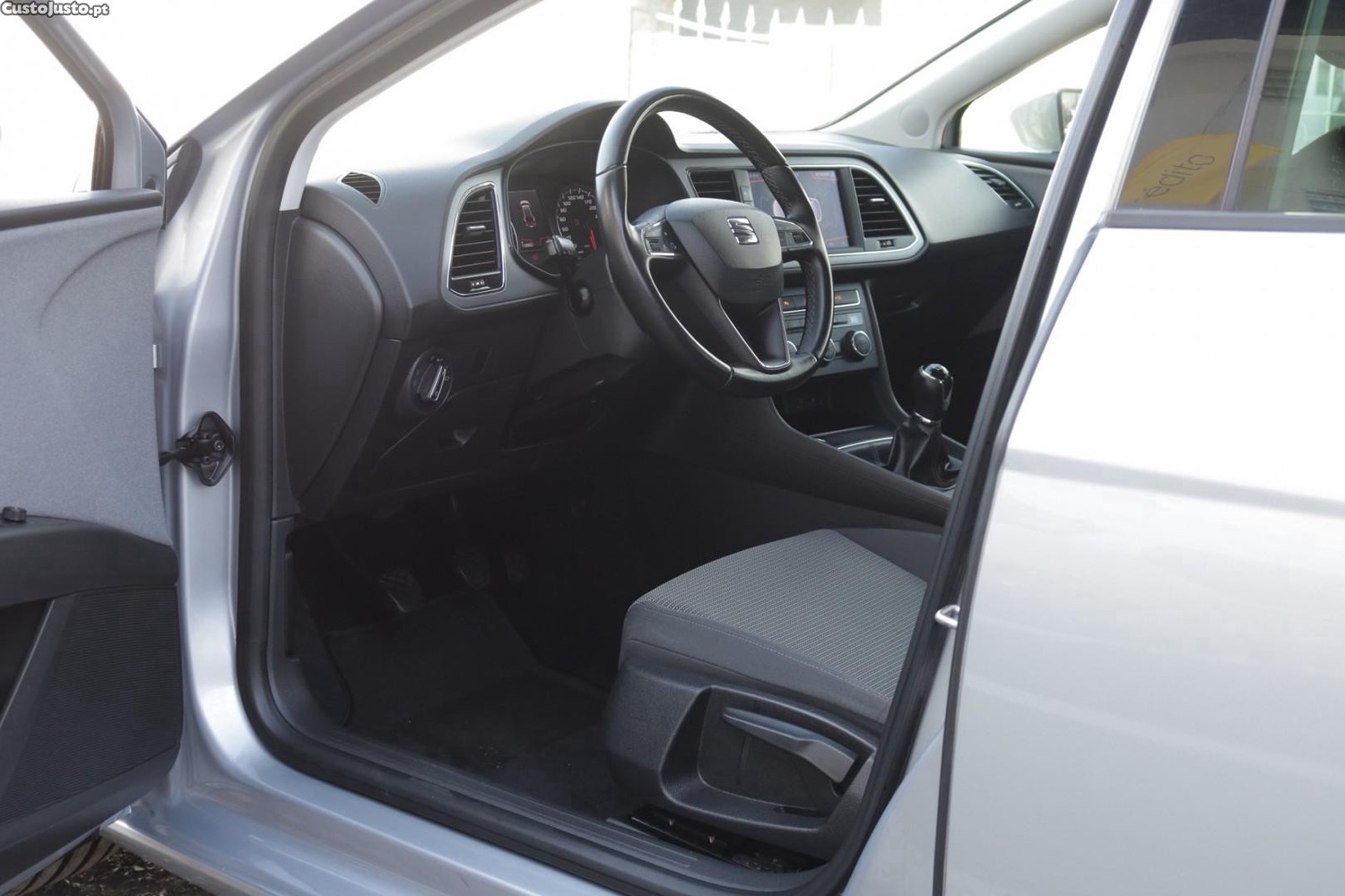 SEAT Leon ST 1.0 TSI Style 115cv — fotografia 42