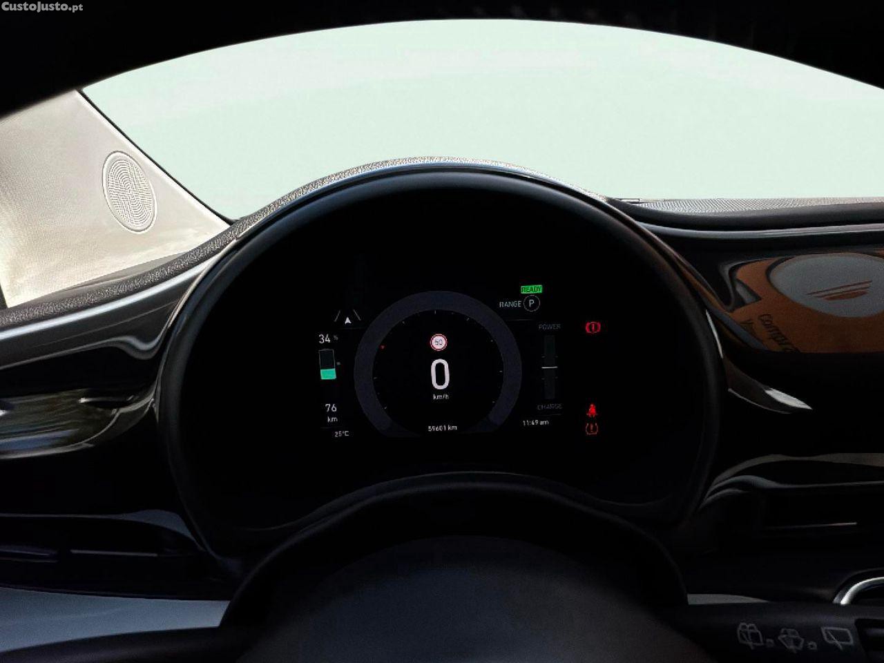 Fiat 500 e Icon Plus 42 KWh — fotografia 4