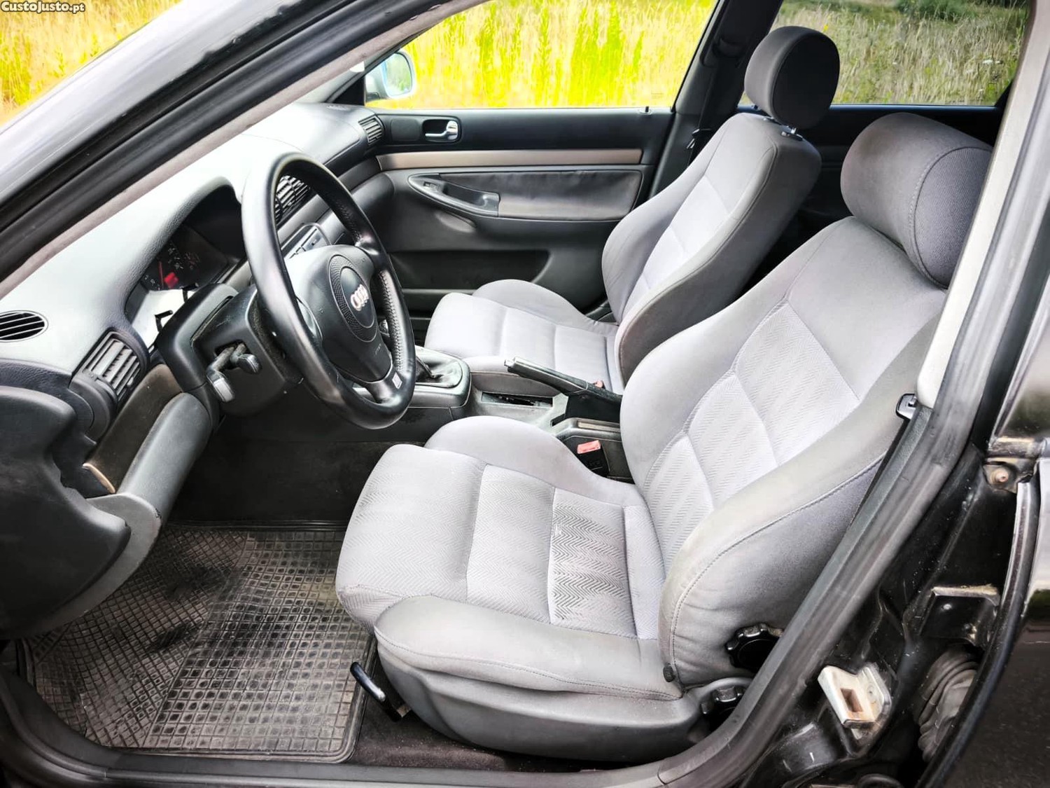 Audi A4 1.9 TDI 110cvs SPORT — fotografia 4