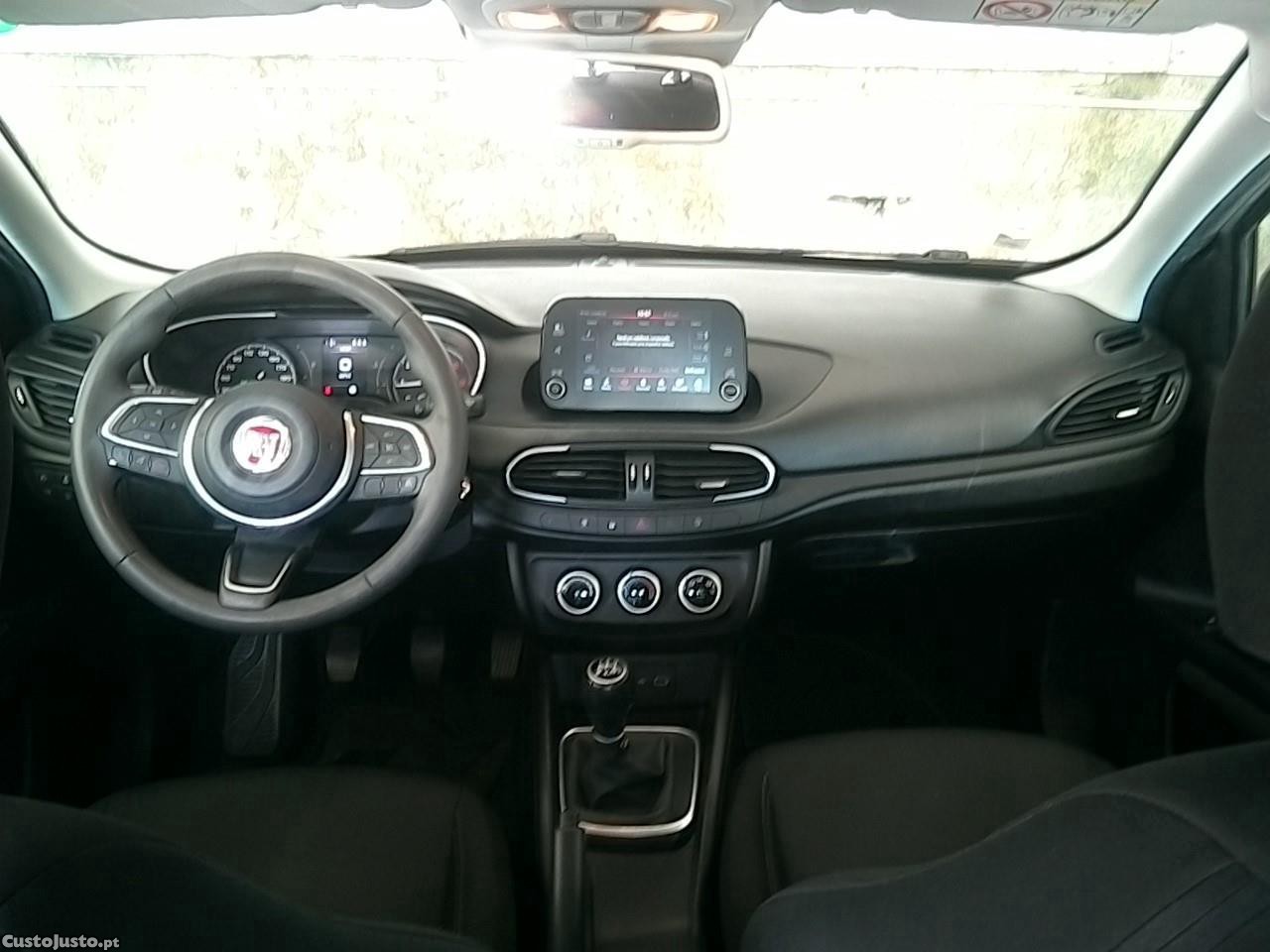 Fiat Tipo 1.3 M-Jet City Life — fotografia 18