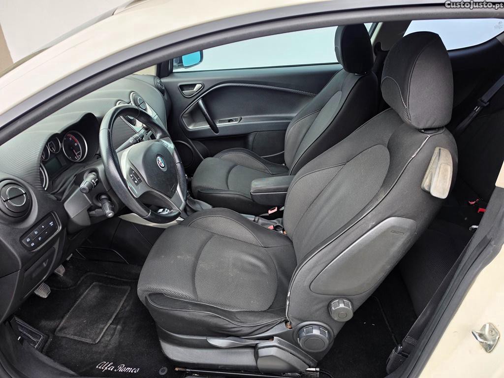 Alfa Romeo MiTo 1.6JTd 120cv07/2009 — fotografia 7