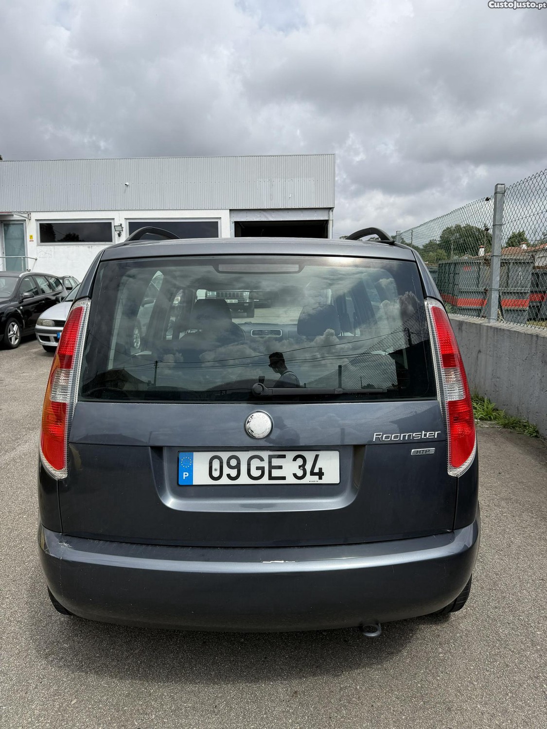 Skoda Roomster 1.2HTP — fotografia 9