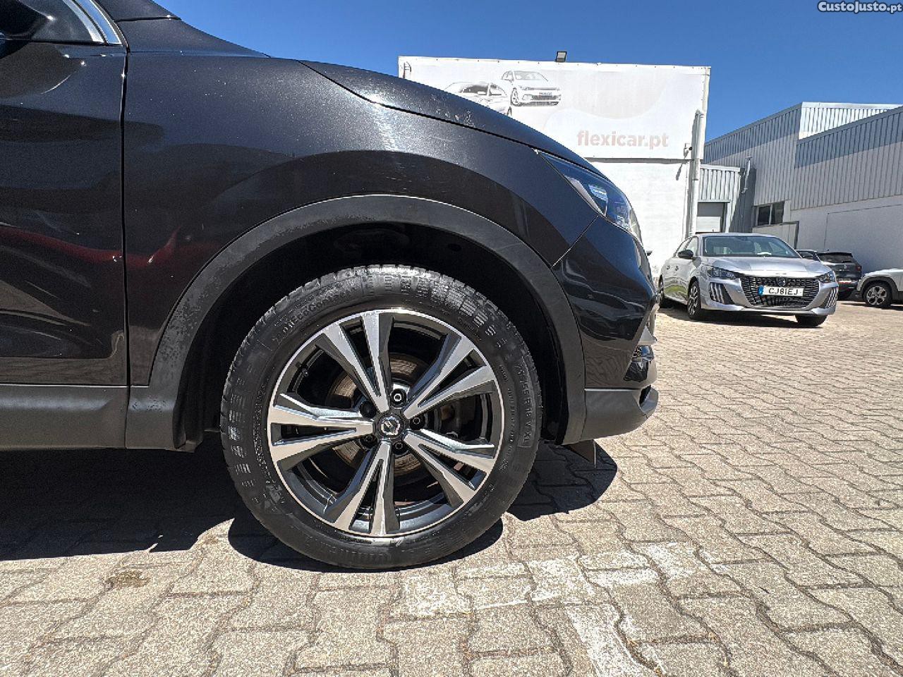 Nissan Qashqai 1.5 dCi N-Connecta — fotografia 8