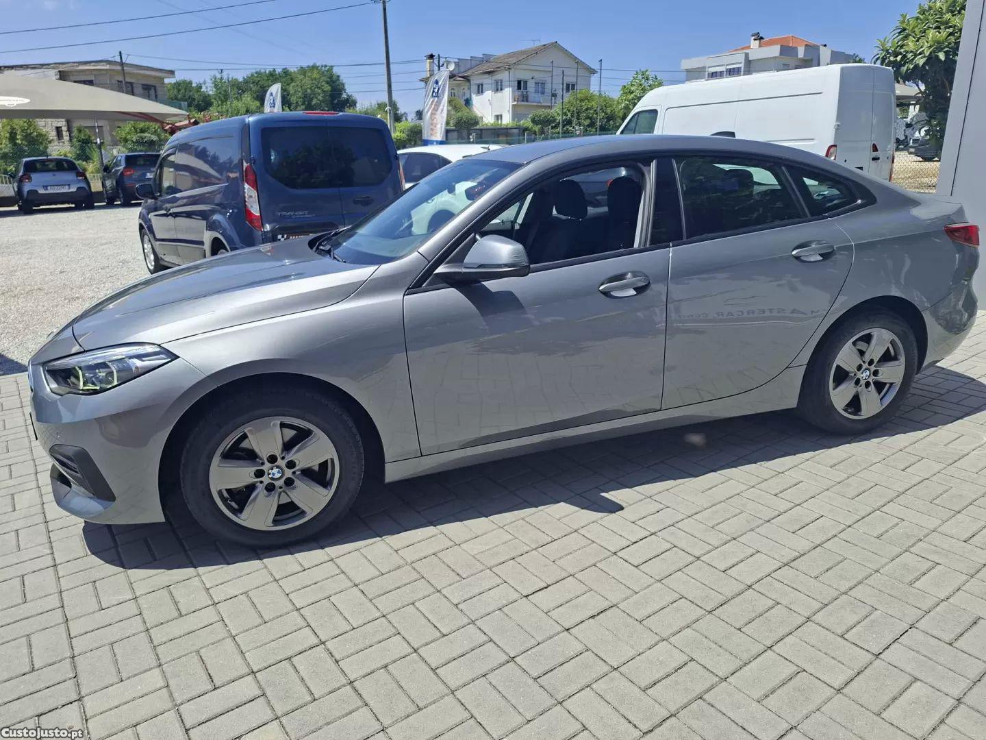 BMW 216 D pack essence — fotografia 4