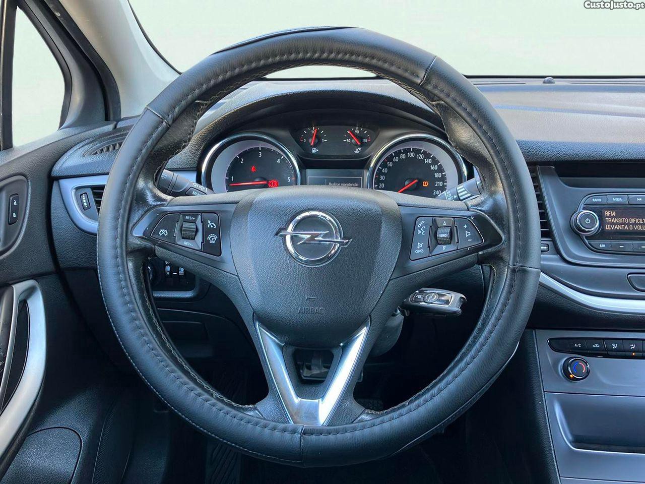 Opel Astra 1.6 CDTI Edition S/S — fotografia 7