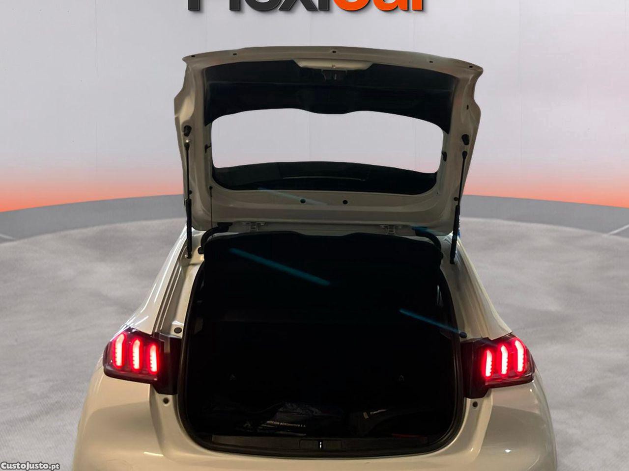 Peugeot 208 50 KWh GT — fotografia 6