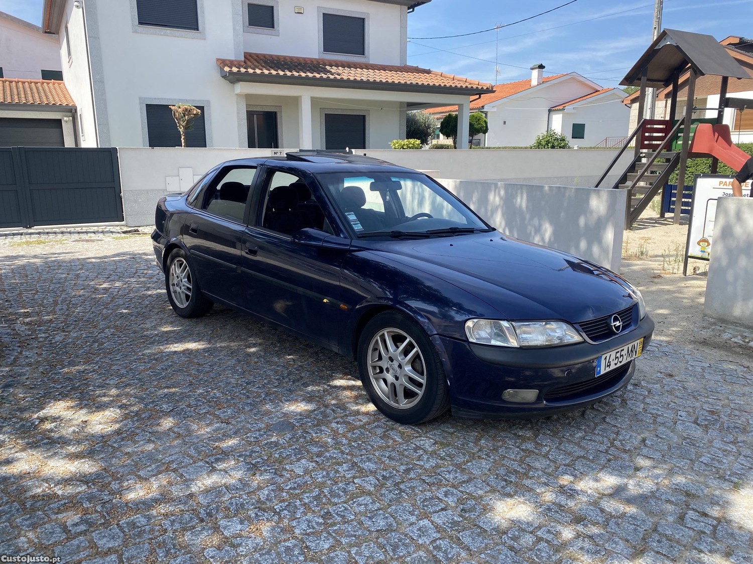 Opel Vectra Sport — fotografia 6