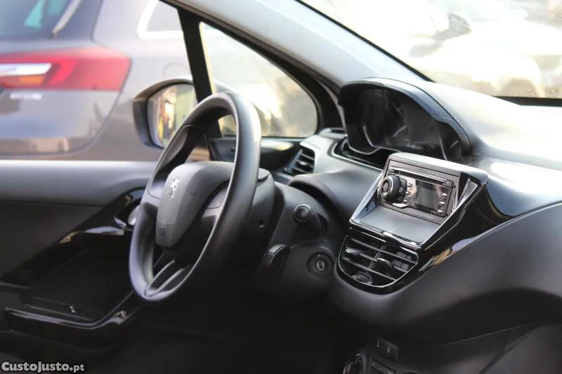 Peugeot 208 1.2 PureTech Access — fotografia 10