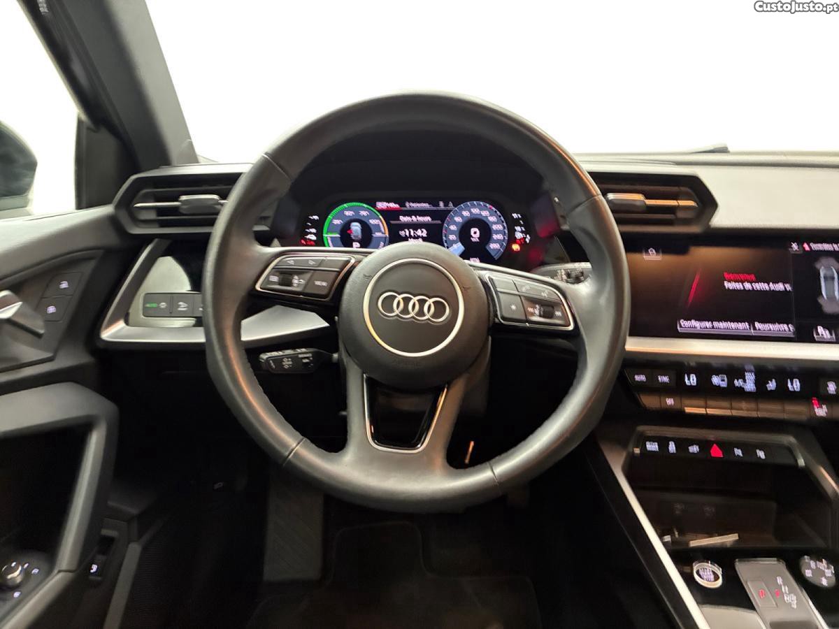 Audi A3 Sportback 40 TFSIe S Tronic Business Executive — fotografia 7