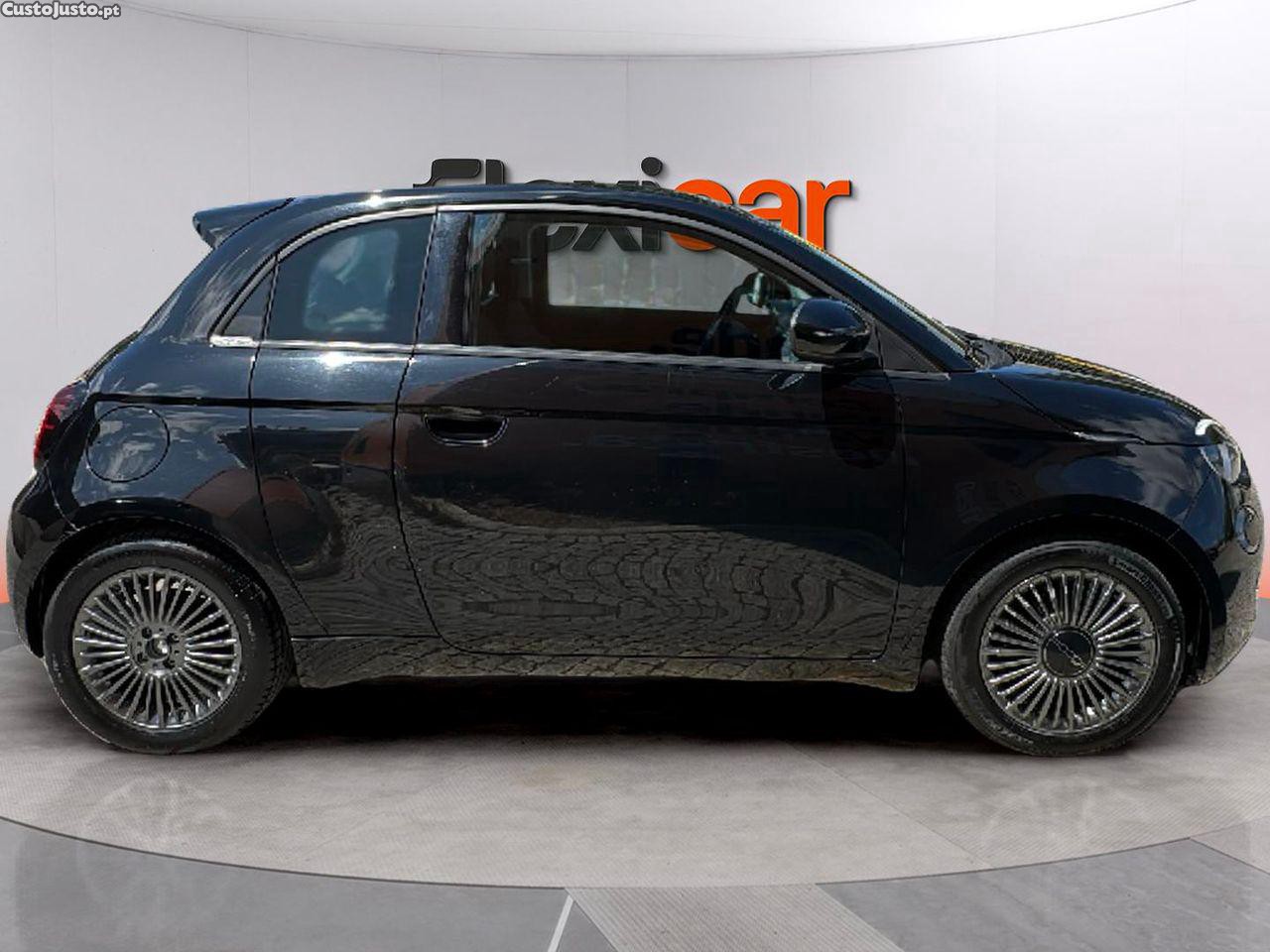Fiat 500 e Icon Plus 42 KWh — fotografia 9
