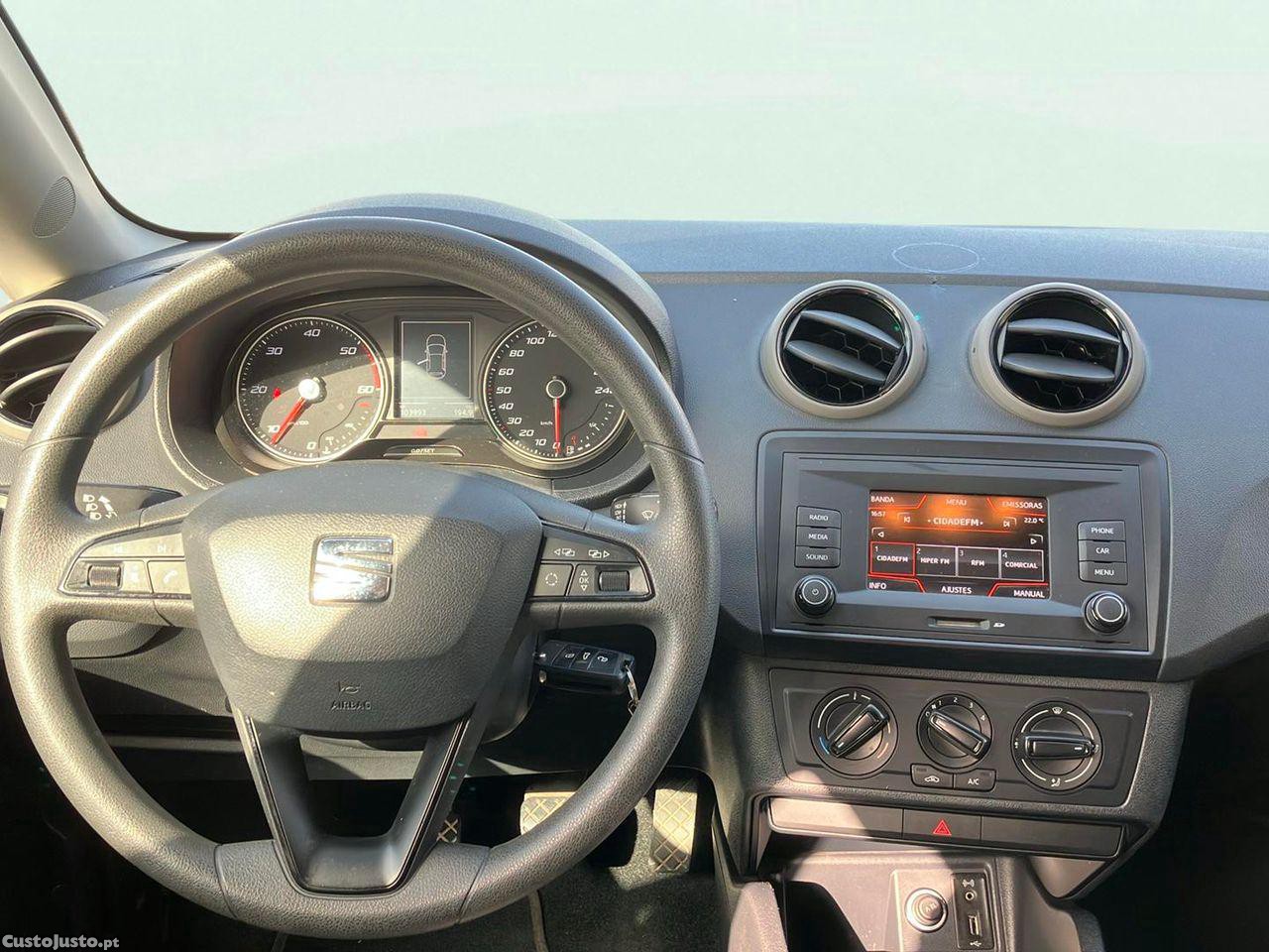 SEAT Ibiza 1.4 TDI Style — fotografia 6