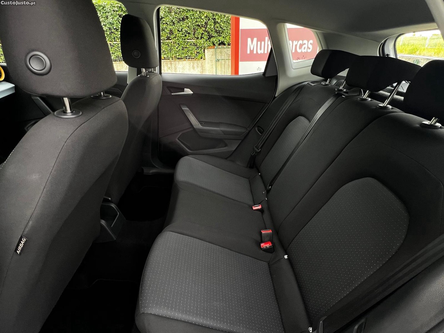 SEAT Arona 1.0 TSI Style — fotografia 12