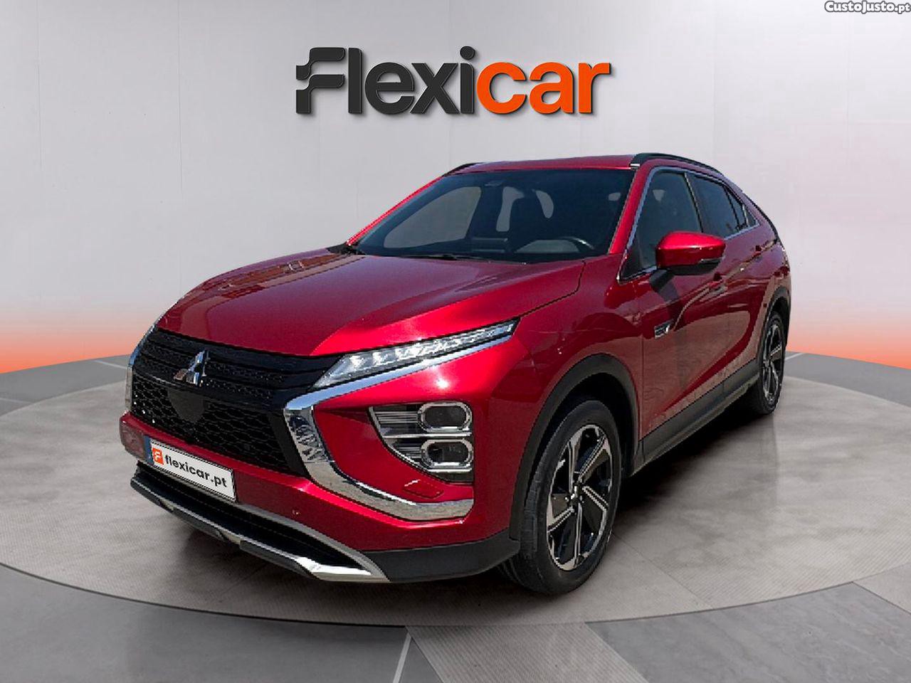 Mitsubishi Eclipse Cross 2.4 PHEV eMotion — fotografia 15