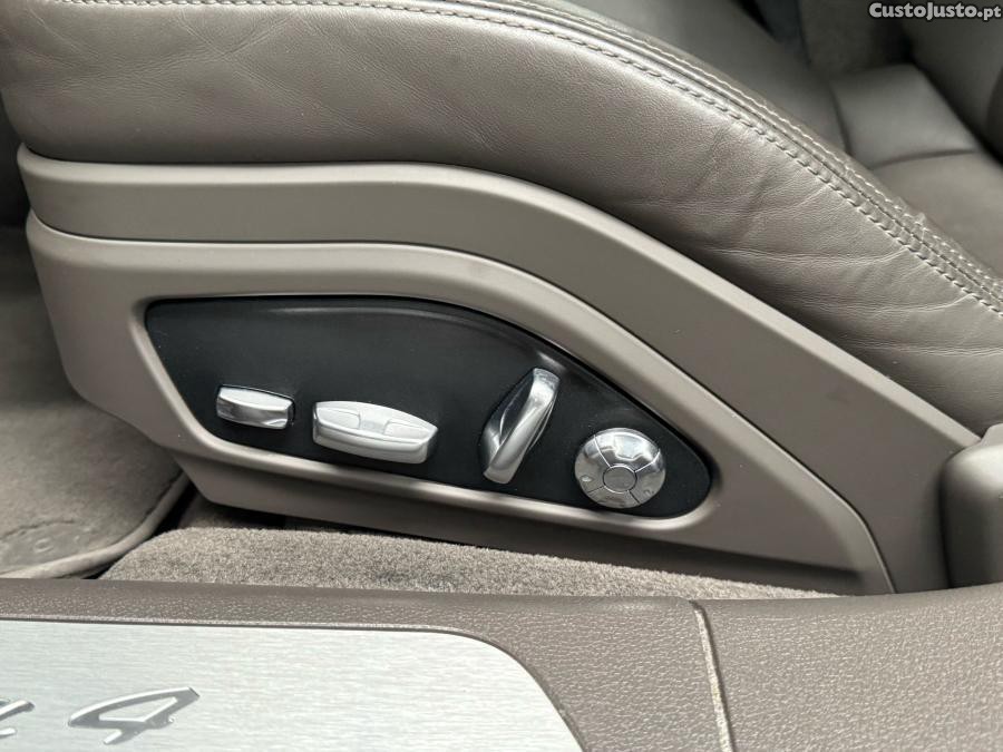 Porsche Panamera 4 E-Hybrid — fotografia 9