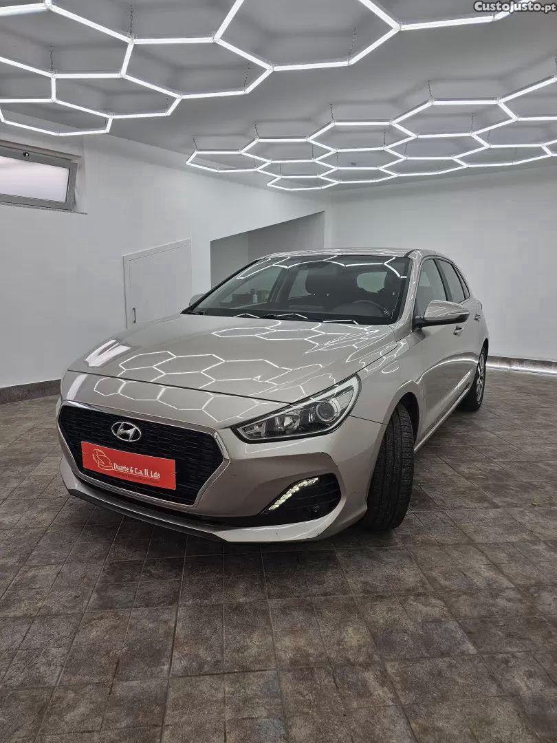 Hyundai i30 1.0 t-gdi style — fotografia 6