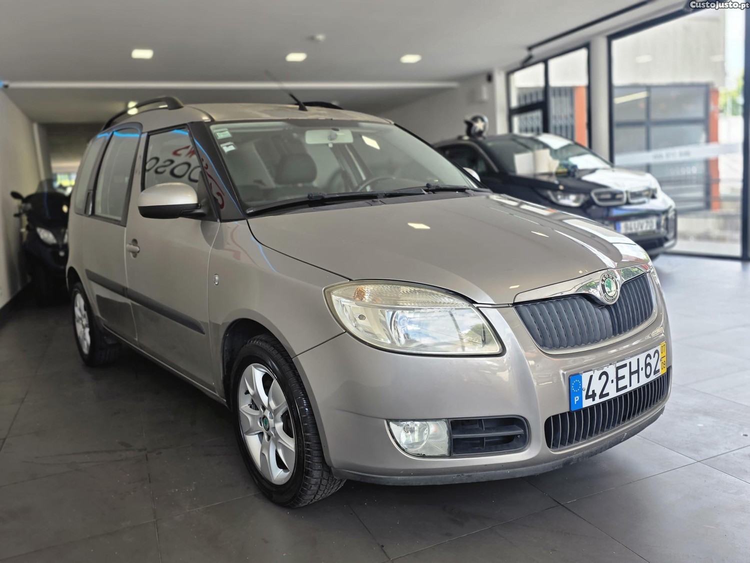 Skoda Roomster 1.4 TDi Style — fotografia 11