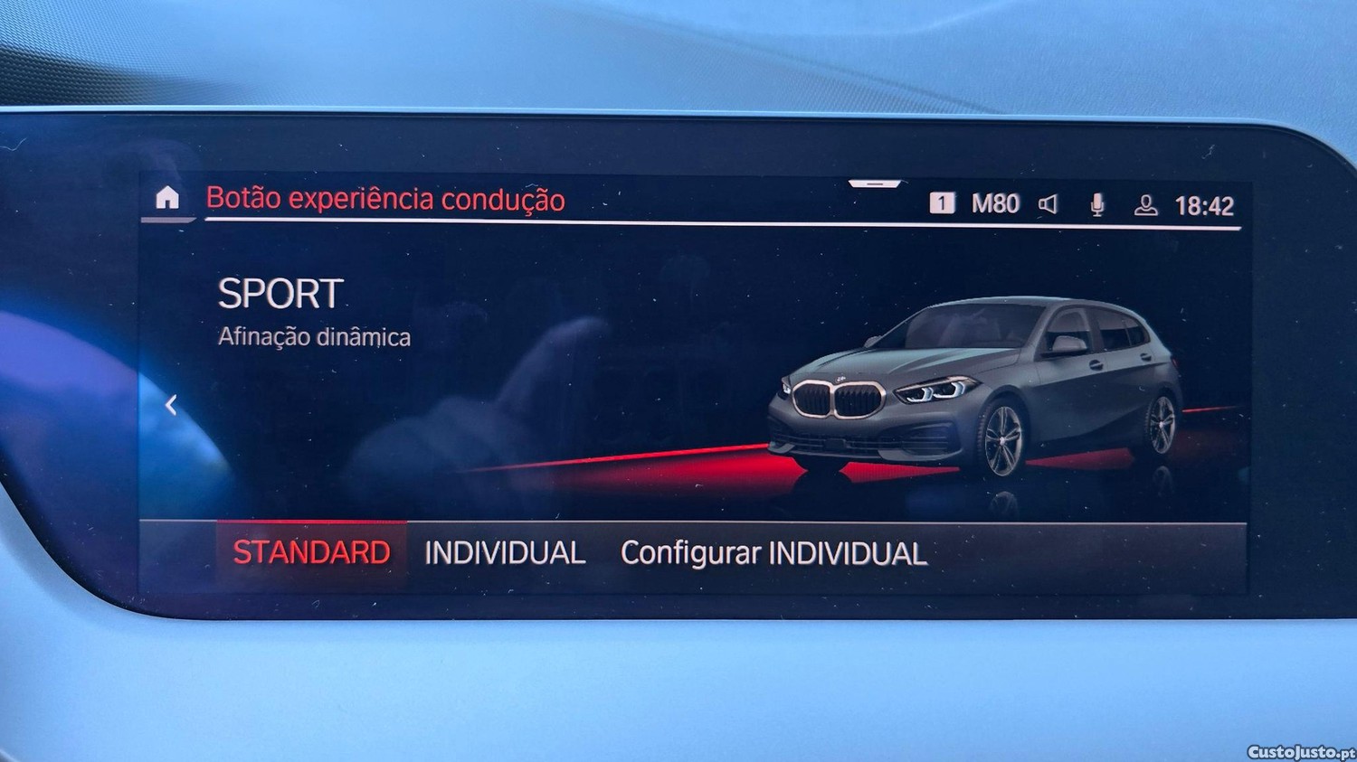 BMW 116 d Auto Lounge — fotografia 3