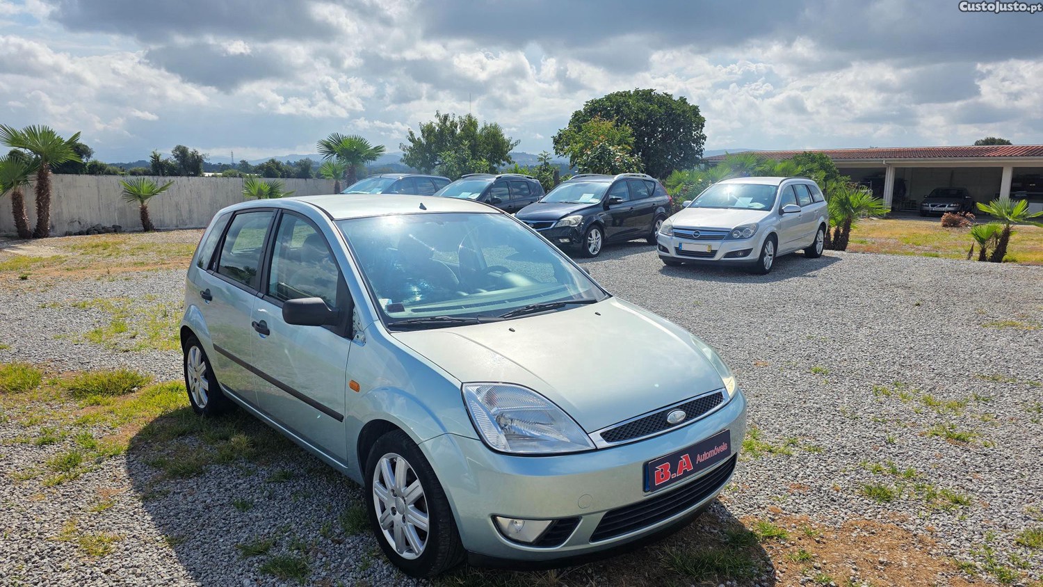 Ford Fiesta 1.25 16V Duratec 75cv — fotografia 9