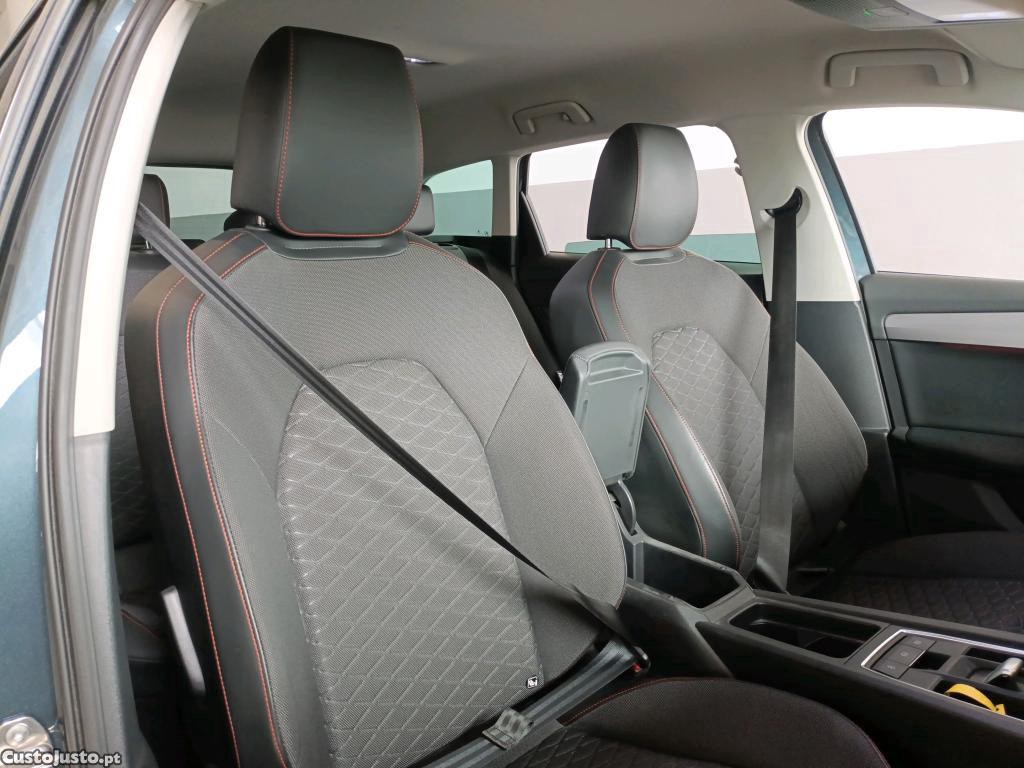 SEAT Leon ST 2.0 TDI FR Auto 150cv — fotografia 18
