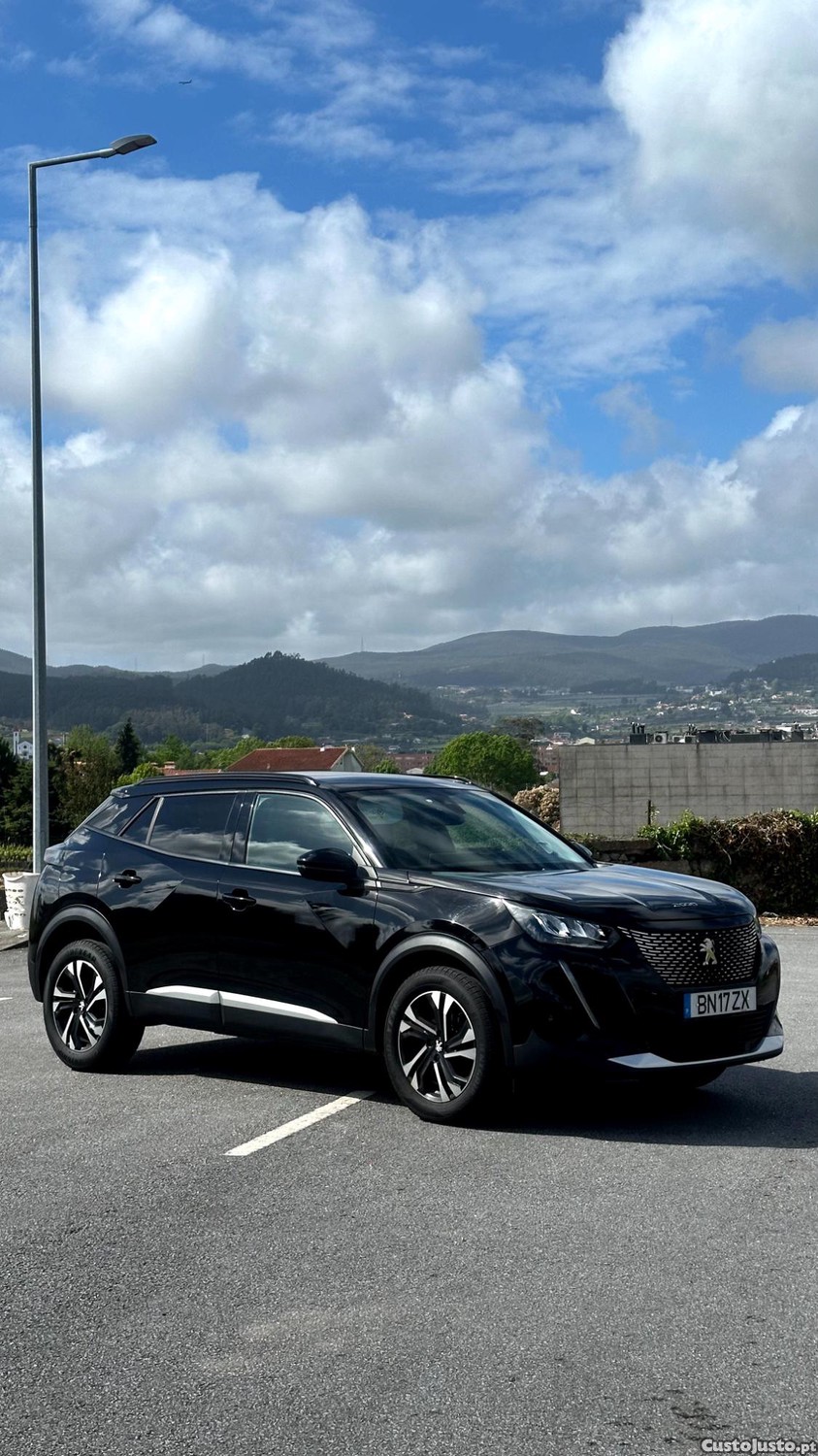 Peugeot 2008 Allure 130cv — fotografia 3