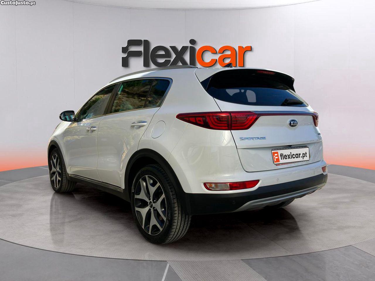 Kia Sportage 1.7 CRDI ISG GT Line 7DCT — fotografia 17