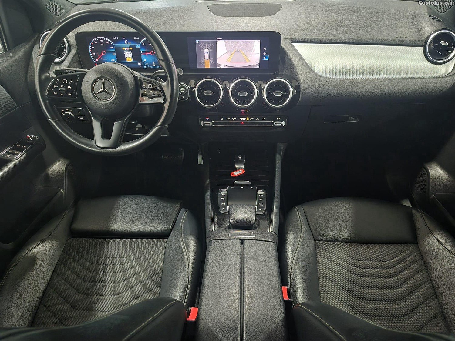 Mercedes-Benz B 180 d Style Plus Aut. — fotografia 2