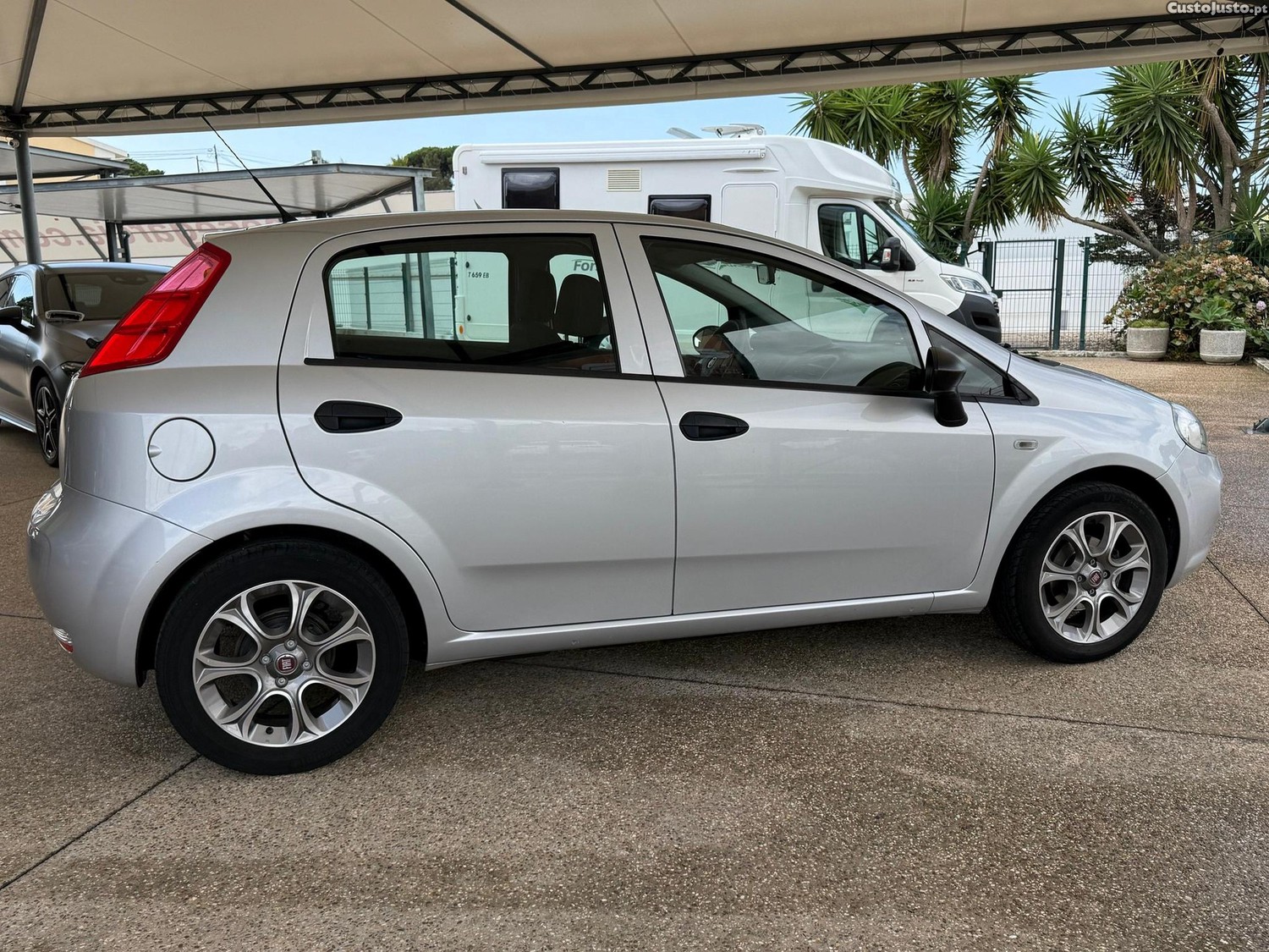 Fiat Punto 1.2 Easy S&S — fotografia 23
